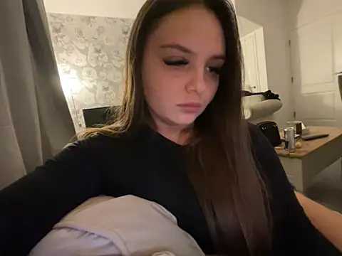 Snapshot of EllaStarrxxx chatting on 11-03-25, 12:13 EllaStarrxxx online show from 11-03-25, 12:13