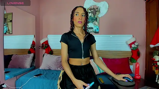 Tiffannydoll99 online show from 12-18-25, 07:53