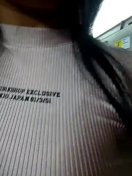 Snapshot of shannon_kinne_ chatting on 11-15-25, 10:45 shannon kinne online show from 11-15-25, 10:45