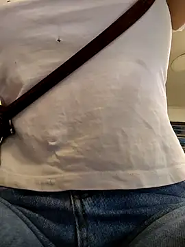 Snapshot of shannon_kinne_ chatting on 12-02-25, 01:39 shannon kinne online show from 12-02-25, 01:39