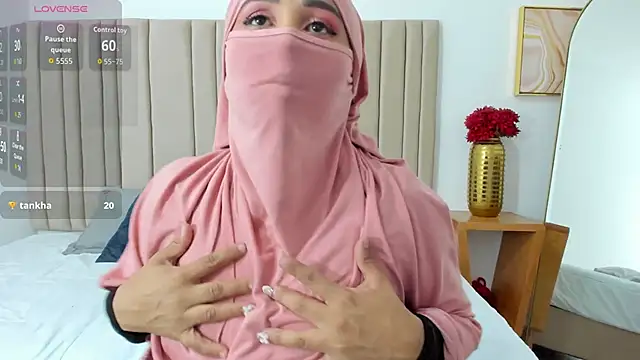  alishaa c online show from 10-11-25, 02:55