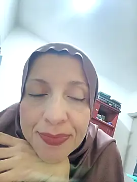 Snapshot of Aafsha_ chatting on 02-20-26, 06:41 Aafsha online show from 02-20-26, 06:41