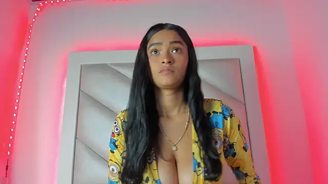 Madeline jade online show from 10-31-25, 03:29