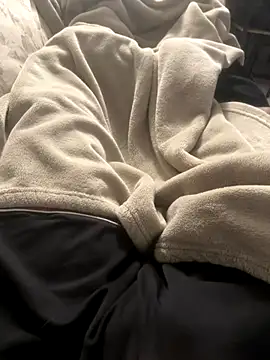 Snapshot of 4dagals chatting on 10-03-25, 08:11 4dagals online show from 10-03-25, 08:11