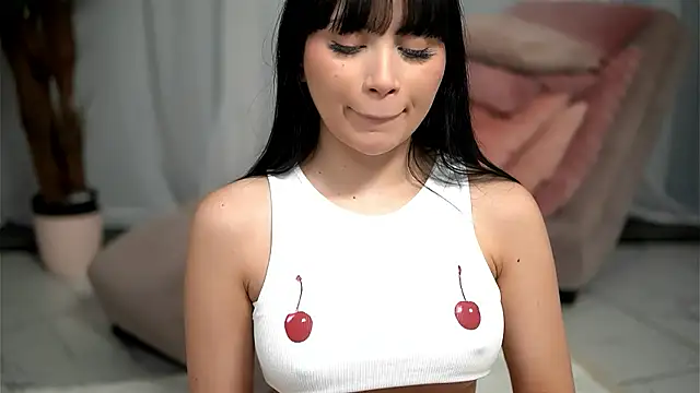 MysticLayla online show from 03-18-26, 04:15