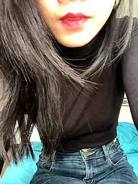 Snapshot of Mile-m chatting on 11-07-25, 07:30 Mile-m online show from 11-07-25, 07:30