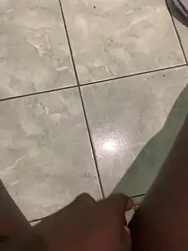 Snapshot of Dark_vains chatting on 10-10-25, 09:47 Dark vains online show from 10-10-25, 09:47