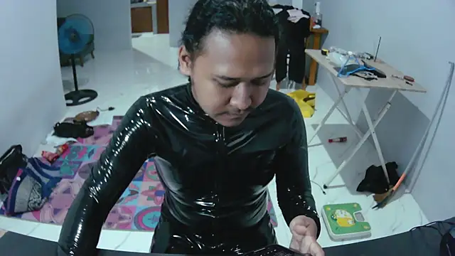 latexidn online show from 11-15-25, 09:54