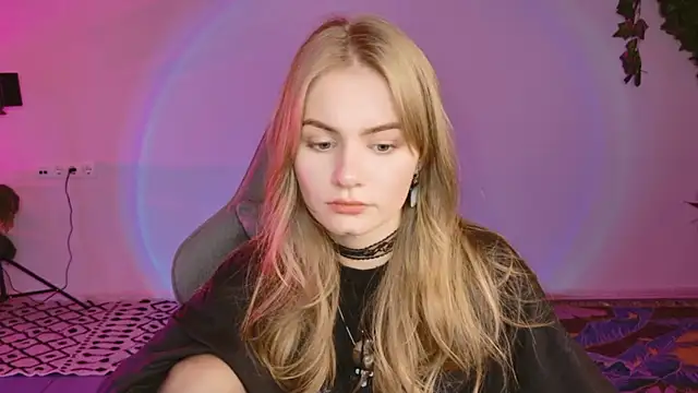 Snapshot of swag_evalution chatting on 10-08-25, 01:53 swag evalution online show from 10-08-25, 01:53