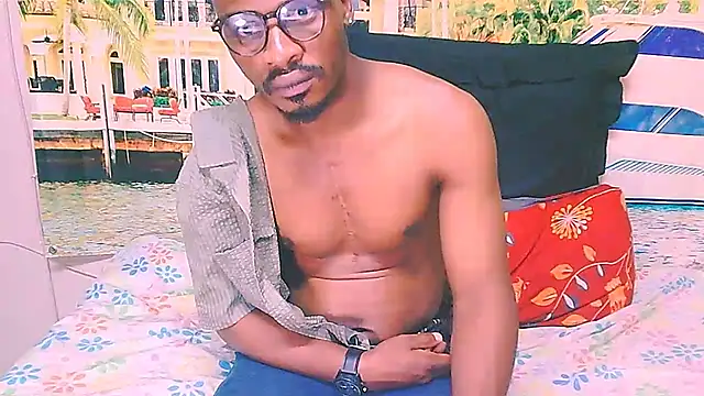 EbonyTiger69 online show from 04-17-26, 06:22