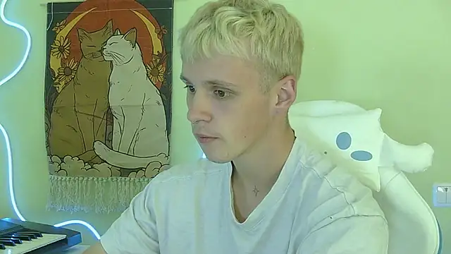 Snapshot of _Timmy_Boy_ chatting on 10-03-25, 08:06  Timmy Boy  online show from 10-03-25, 08:06