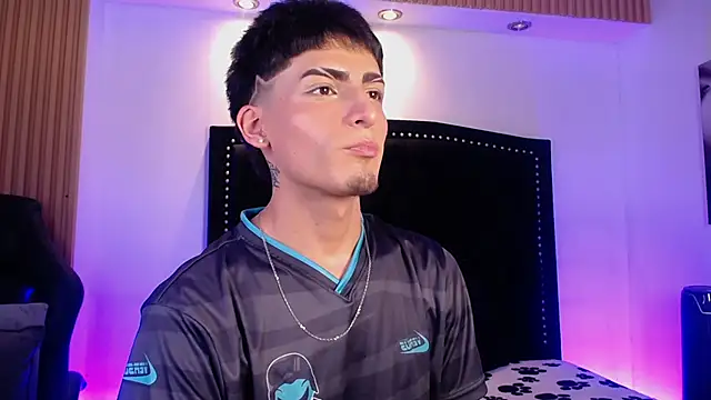 MateoMitchell online show from 04-19-26, 04:45