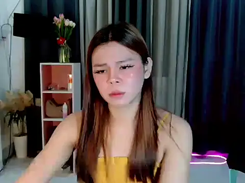Snapshot of buttycamillex chatting on 06-03-26, 05:29 buttycamillex online show from 06-03-26, 05:29