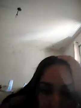 Snapshot of moreninha21jujuh_ chatting on 10-16-25, 02:51 moreninha21jujuh online show from 10-16-25, 02:51