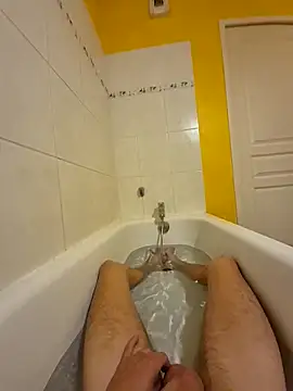 Snapshot of lovefeet84 chatting on 10-07-25, 06:16 lovefeet84 online show from 10-07-25, 06:16