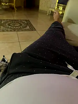 Bionda19 online show from 10-20-25, 09:04