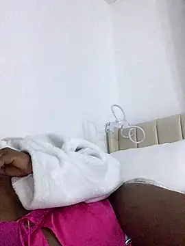 CurvyGoddessXxx online show from 10-13-25, 08:09