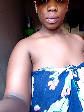 Snapshot of Phat_booty222 chatting on 10-14-25, 03:24 Phat booty222 online show from 10-14-25, 03:24