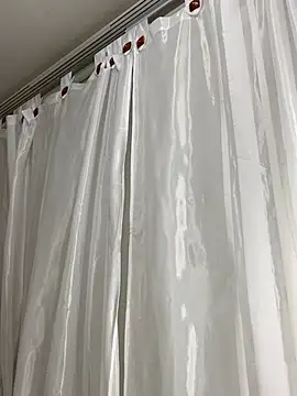 Rose monroee online show from 04-26-26, 07:44