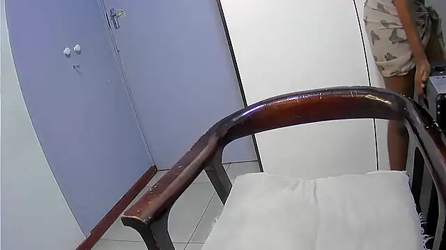 Pretty-C online show from 10-19-25, 03:40