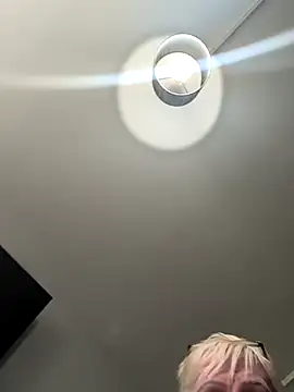 Snapshot of Playful_MILF_Demi chatting on 10-16-25, 11:33 Playful MILF Demi online show from 10-16-25, 11:33