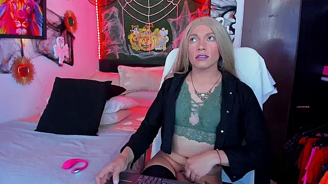 jess69jones online show from 10-23-25, 05:01