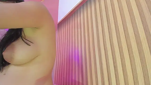 Snapshot of Malory__Jones chatting on 11-10-25, 06:40 Malory Jones online show from 11-10-25, 06:40