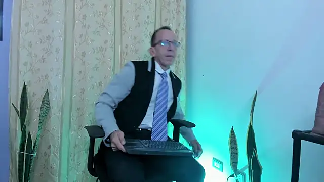  axelking  online show from 04-23-26, 11:31