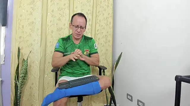  axelking  online show from 04-28-26, 11:37