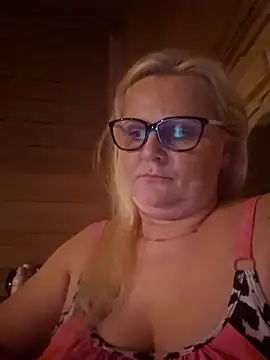 Snapshot of NieMaJazdyBezGwiazdy7883 chatting on 10-10-25, 05:34 NieMaJazdyBezGwiazdy7883 online show from 10-10-25, 05:34