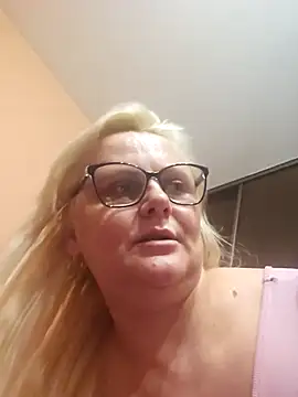 Snapshot of NieMaJazdyBezGwiazdy7883 chatting on 12-02-25, 06:25 NieMaJazdyBezGwiazdy7883 online show from 12-02-25, 06:25