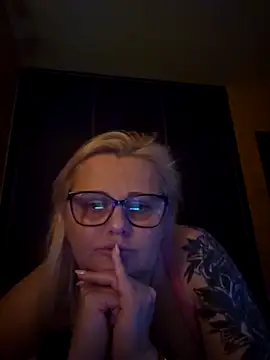 Snapshot of NieMaJazdyBezGwiazdy7883 chatting on 12-15-25, 10:03 NieMaJazdyBezGwiazdy7883 online show from 12-15-25, 10:03