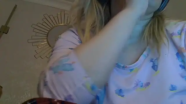 RebornCindy online show from 01-10-26, 04:14