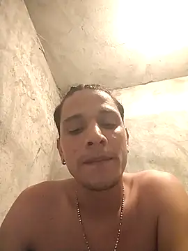 Snapshot of thaliad1531 chatting on 10-04-25, 12:52 thaliad1531 online show from 10-04-25, 12:52