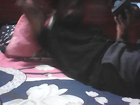 Snapshot of mfrboss1 chatting on 04-06-26, 04:52 mfrboss1 online show from 04-06-26, 04:52