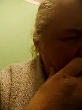 LusiyaGold5 online show from 11-16-25, 09:09