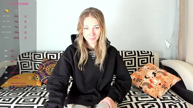 Amalia Mio online show from 11-11-25, 07:41