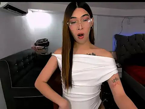 Yourdreamgoddess online show from 06-20-26, 04:37