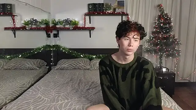 Cute Mike online show from 12-21-25, 11:23