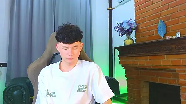 Cute Mike online show from 02-17-26, 12:45