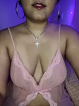 Snapshot of Curvy_Navya chatting on 11-01-25, 03:14 Curvy Navya online show from 11-01-25, 03:14