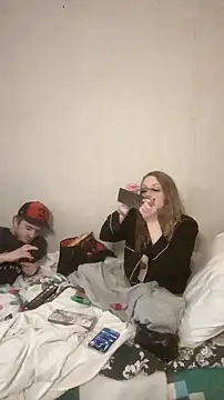 amandatheblondewife online show from 01-18-26, 04:05