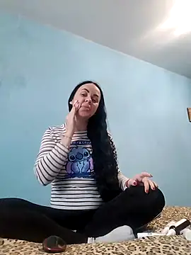 Stefaniyaxq online show from 11-20-25, 08:47