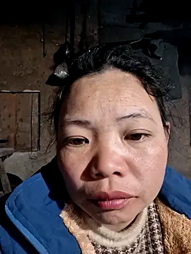 miomio-12 online show from 11-18-25, 10:36