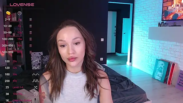 Jade Lumin online show from 11-24-25, 01:11