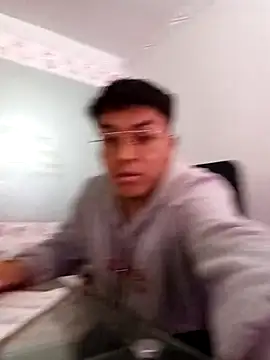 EithanFuckboys online show from 10-30-25, 10:21