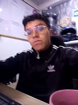 EithanFuckboys online show from 12-22-25, 06:10