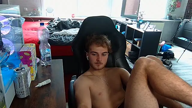 Snapshot of WolkenJunge2006 chatting on 10-09-25, 11:52 WolkenJunge2006 online show from 10-09-25, 11:52