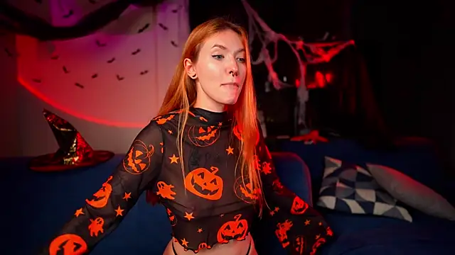 Snapshot of SsonicPorn chatting on 10-27-25, 05:06 SsonicPorn online show from 10-27-25, 05:06