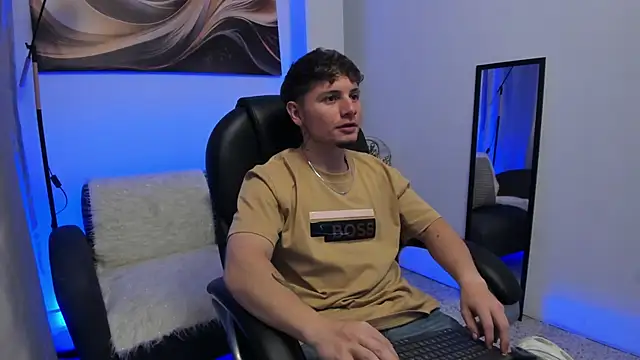 Leoo Miller online show from 03-08-26, 04:05